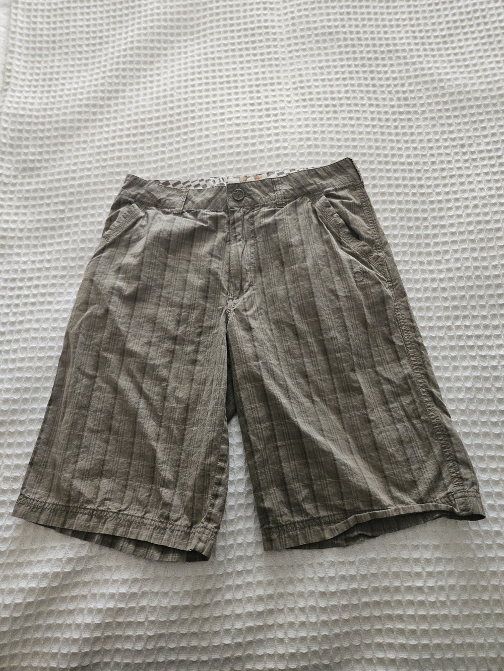 Op Men's Beige/Gray Cotton Chino Shorts Plaid Regular Fit Button Pockets Logo